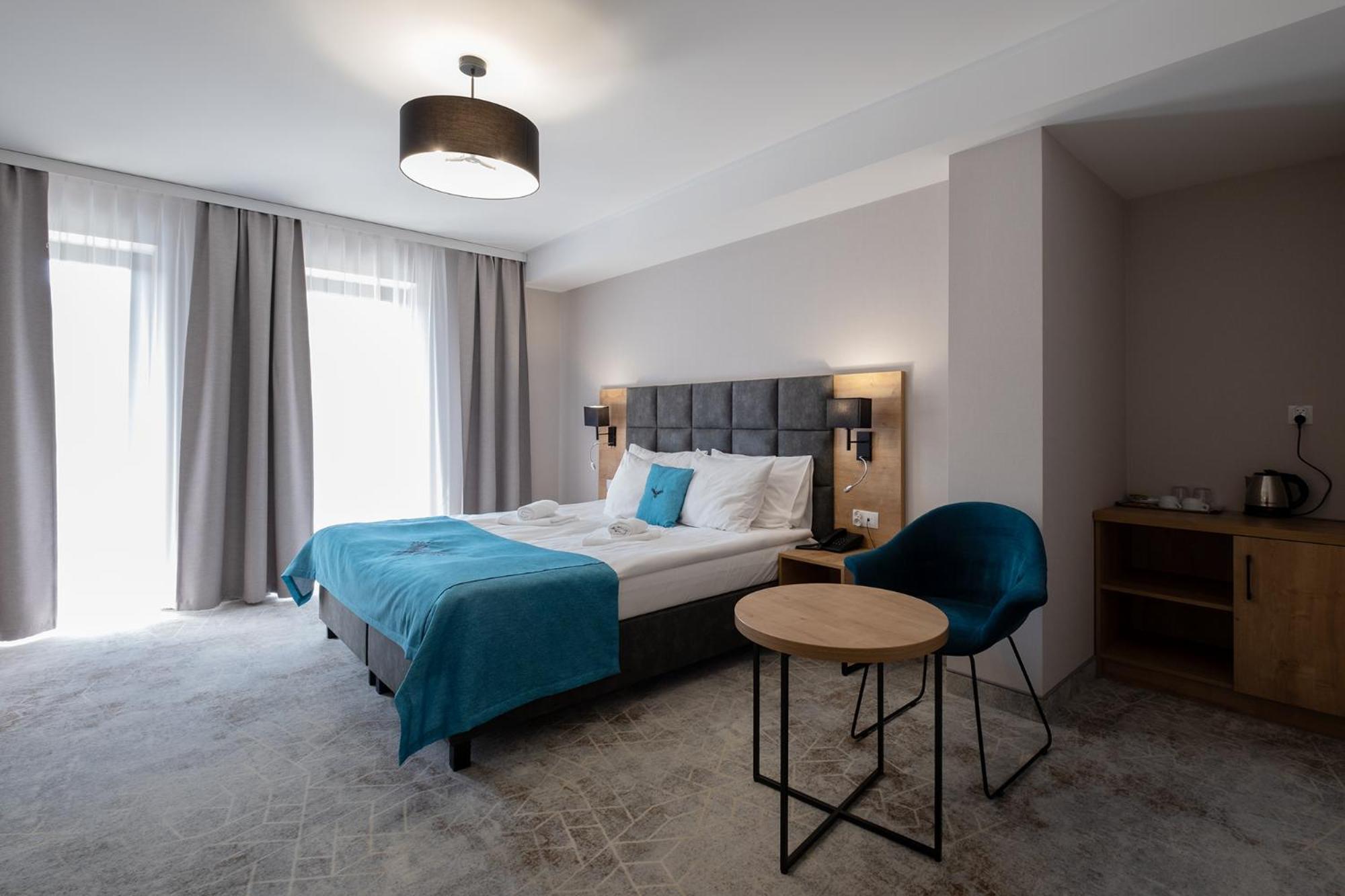 ויסלאו Hotel Jarzebata מראה חיצוני תמונה