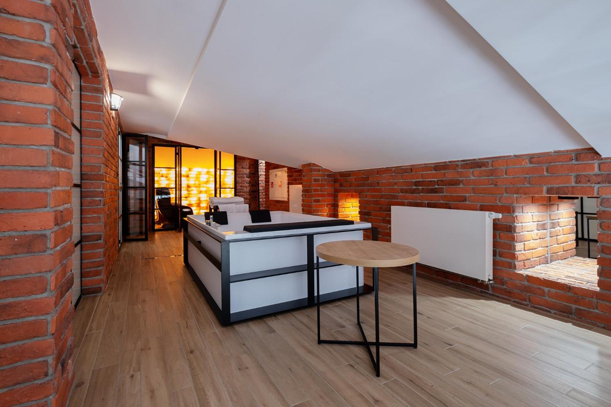 ויסלאו Hotel Jarzebata מראה חיצוני תמונה