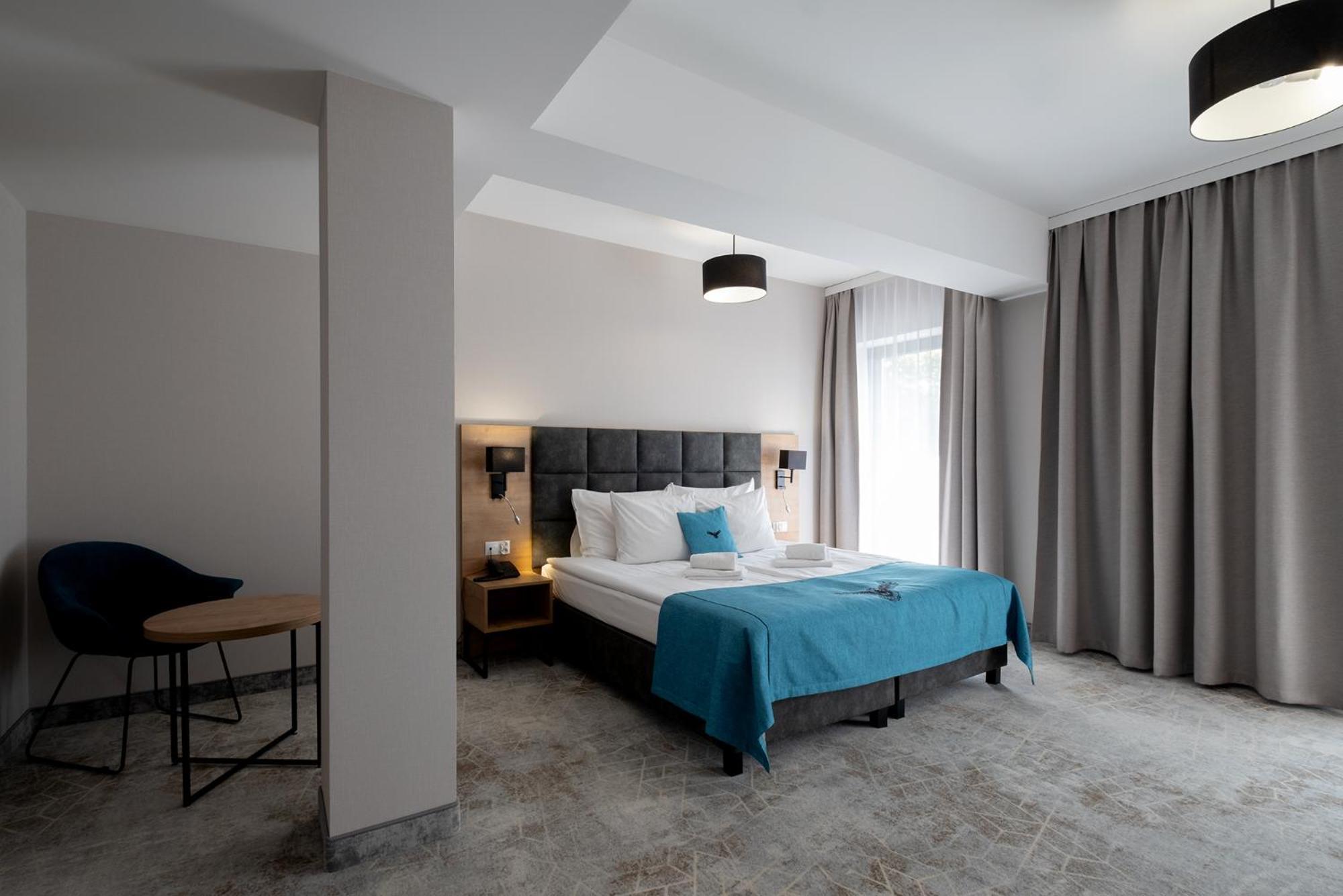 ויסלאו Hotel Jarzebata מראה חיצוני תמונה