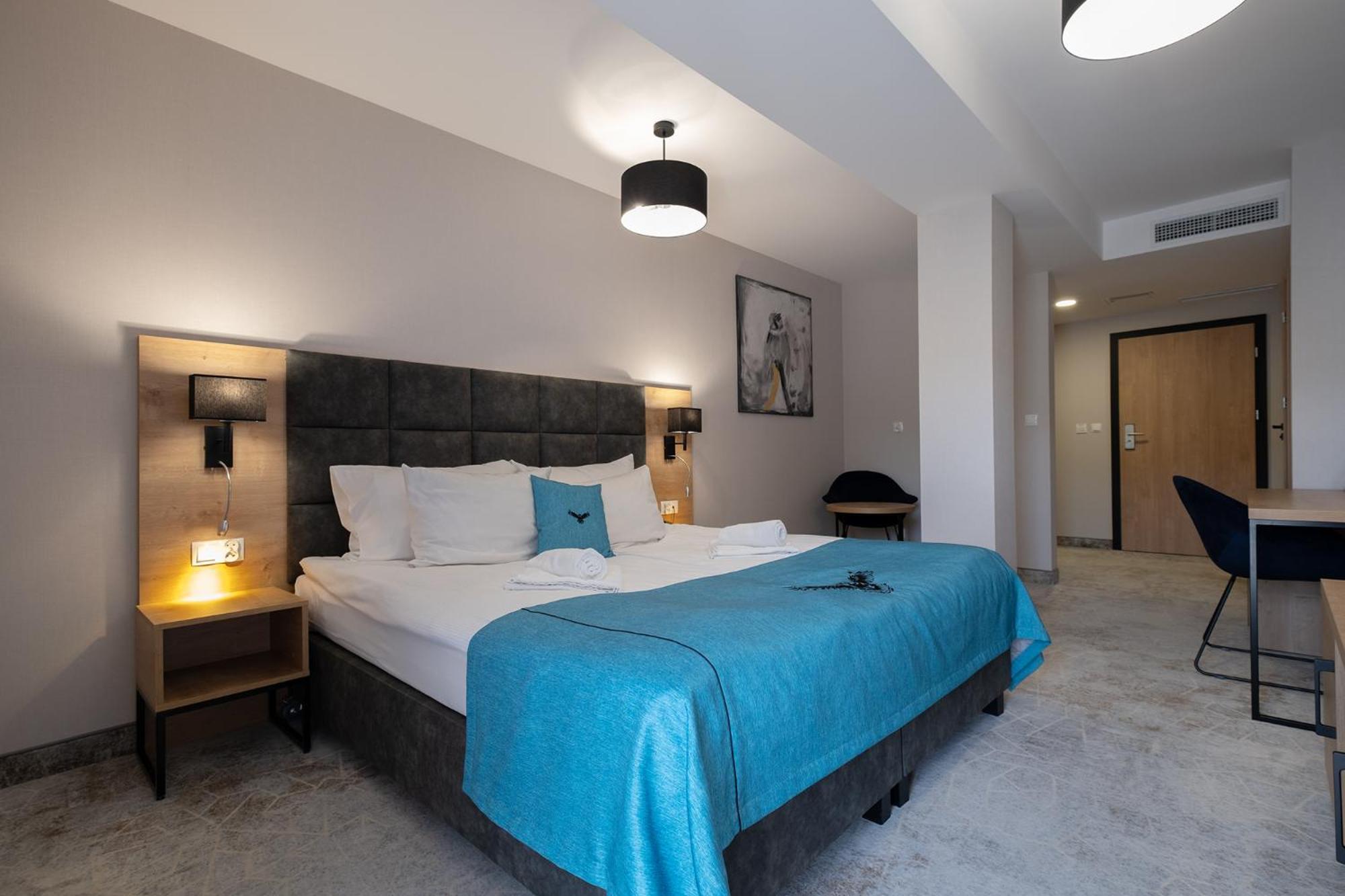 ויסלאו Hotel Jarzebata מראה חיצוני תמונה