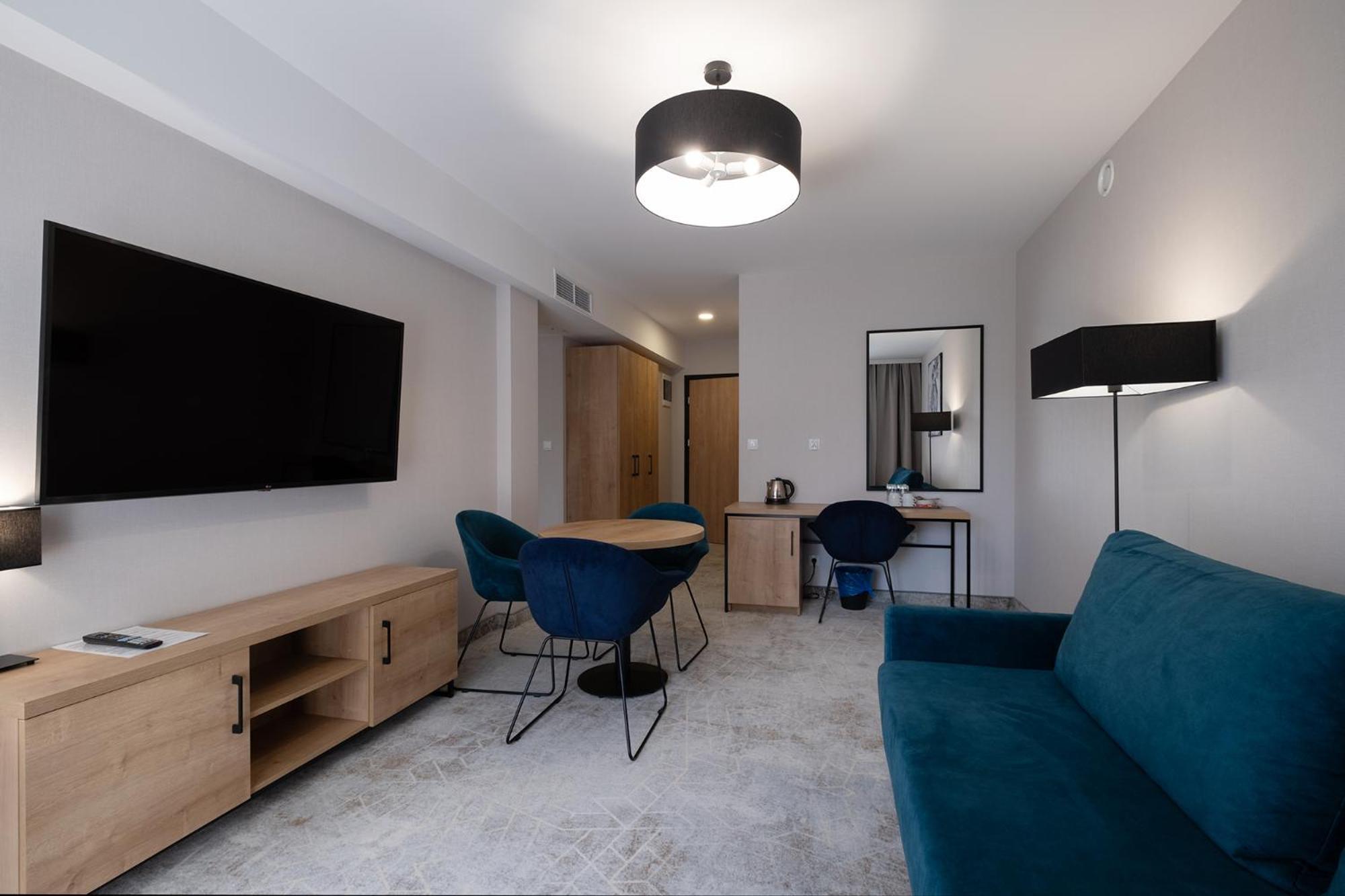 ויסלאו Hotel Jarzebata מראה חיצוני תמונה